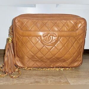 CHANEL CC Tassel Camera Bag in Tan Leather - Vintage